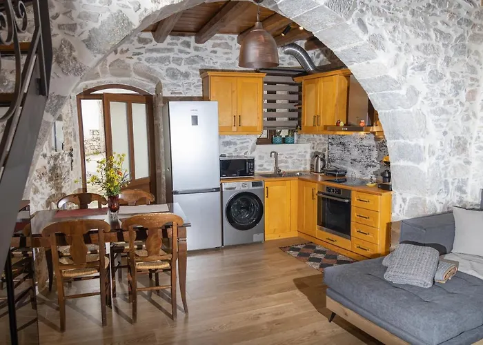 Stefanis Guest House