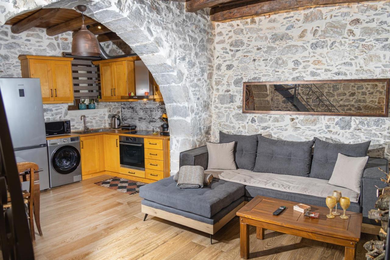Stefanis Apartment